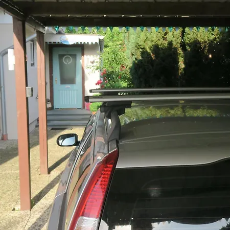 Dein Strandstrasse Σπίτι διακοπών Φέμαρν